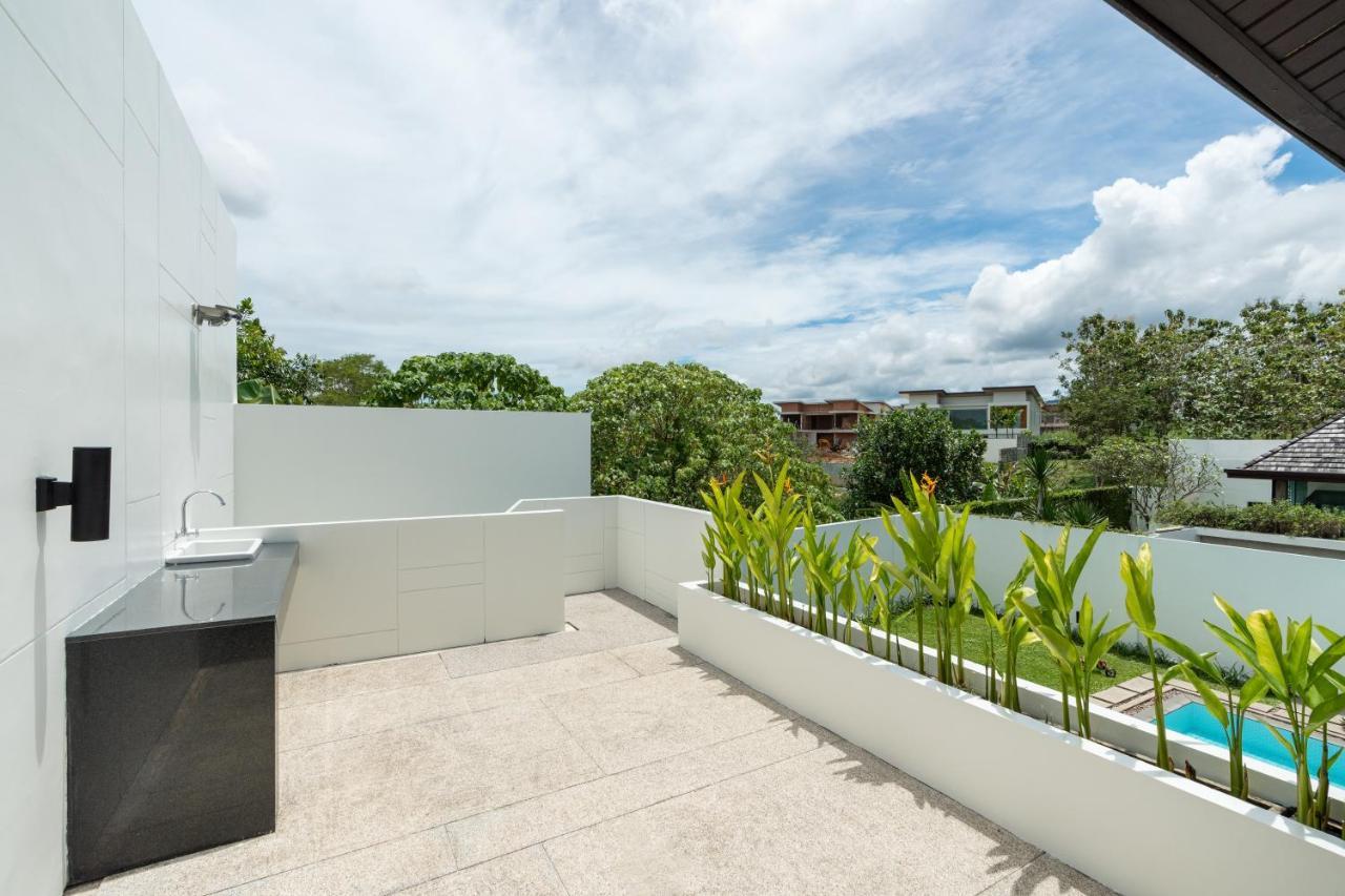 Beautiful Comfortable And Fully Equipped Big Pool Villa With 65Inch Smart Tv Located Near Popular Bangtao Beach And Laguna Bang Tao Beach  Exteriör bild